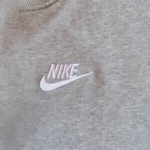 Gray Nike Sweatshirt